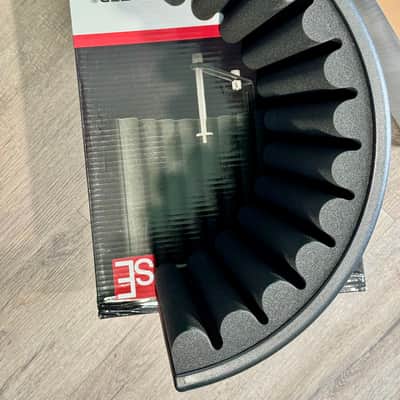 RF-X Portable Vocal Booth - Black - sE Electronics image 3