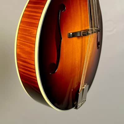 Eastman MD605-SB Sunburst Acoustic-Electric Mandolin image 4