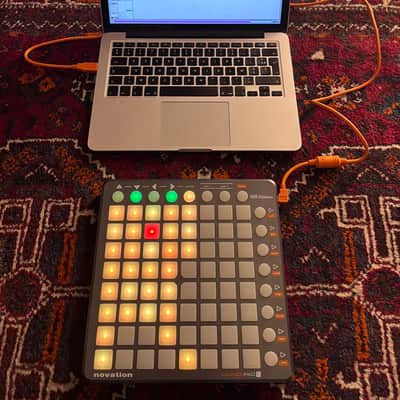 Novation Launchpad S Pad Controller 2013 - Black image 4