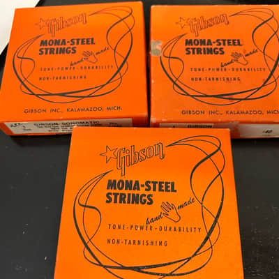 Gibson Sonomatic string boxes (3) 1950s empty +6 asst. strings Case Candy image 1