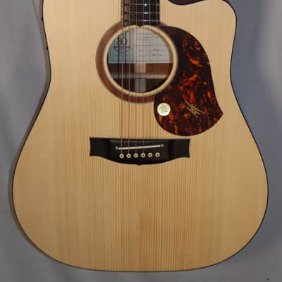 Maton Solid Road Series SRS70C Natural Satin Finish Dreadnought Cutaway Acoustic Electric with case NEW image 7