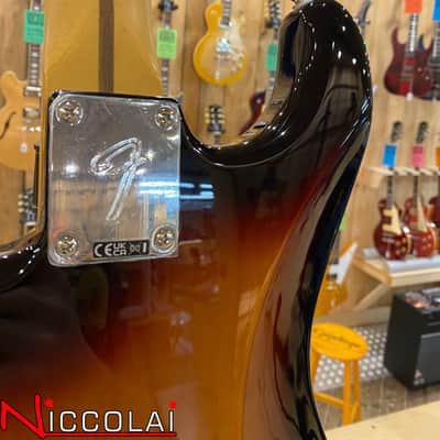 Fender Player II Stratocaster HSS, Rosewood Fingerboard, 3-Color Sunburst image 7
