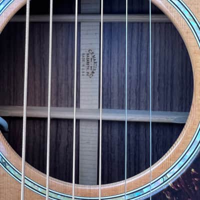 Martin OMC16RE-Aura  (Second Hand) image 6