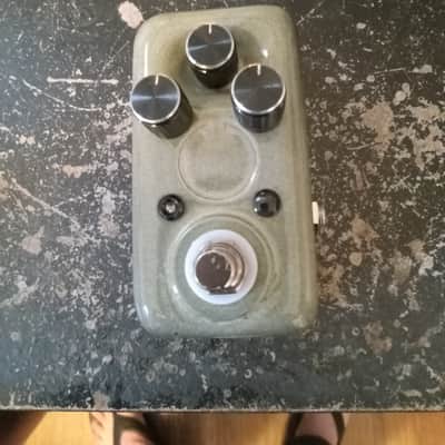Dongeomac BC108 Fuzz Face with Bias control in Sage Green/Black Mix image 7