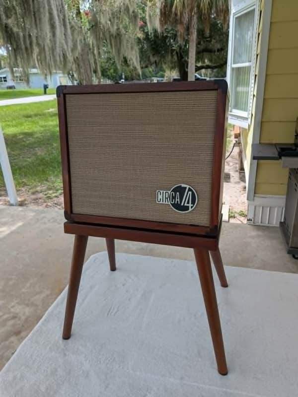 Taylor Circa 74 2-Channel 150-Watt 1x10" Acoustic Guitar / Vocal Combo with Stand 2024 - Present - Natural Mahogany image 1