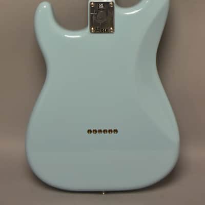 2024 Fender Artist Series Tom DeLonge Signature Stratocaster Daphne Blue image 3