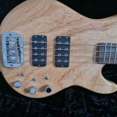G&L L-2000 Bass Guitar image 2