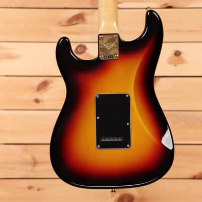 Fender Custom Shop Stevie Ray Vaughan Signature Stratocaster NOS - 3 Color Sunburst - CZ581261 - PLEK'd image 7