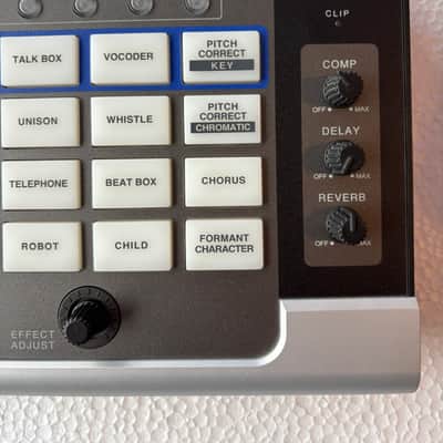 Zoom V3 Vocal Processor 2020 - Present - Silver image 2