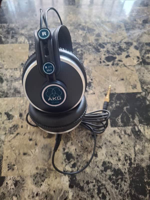 AKG K 271 MKII image 1