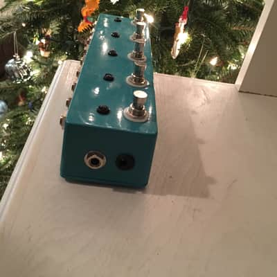 4 Channel True Bypass Looper with Master Mute and Tuner Out image 3