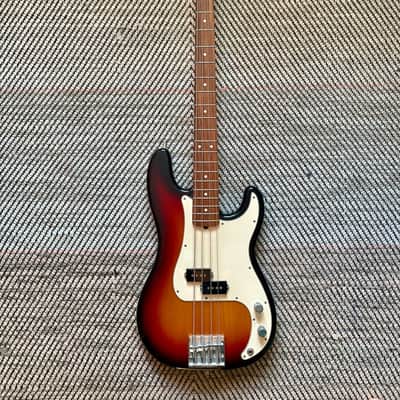 Fender Precision Bass Highway One 2008 - 3-Color Sunburst image 10