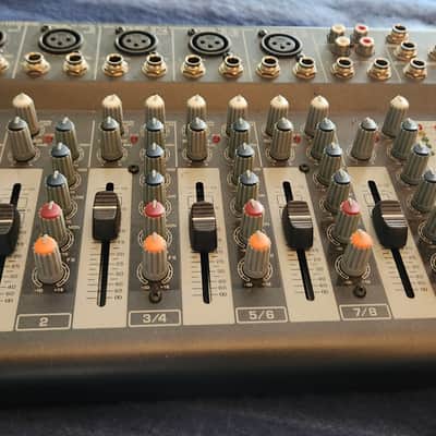 Behringer Xenyx 1002b Portable Mixer image 11