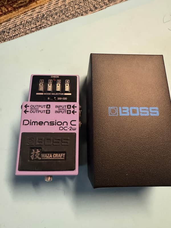 Boss DC-2w
