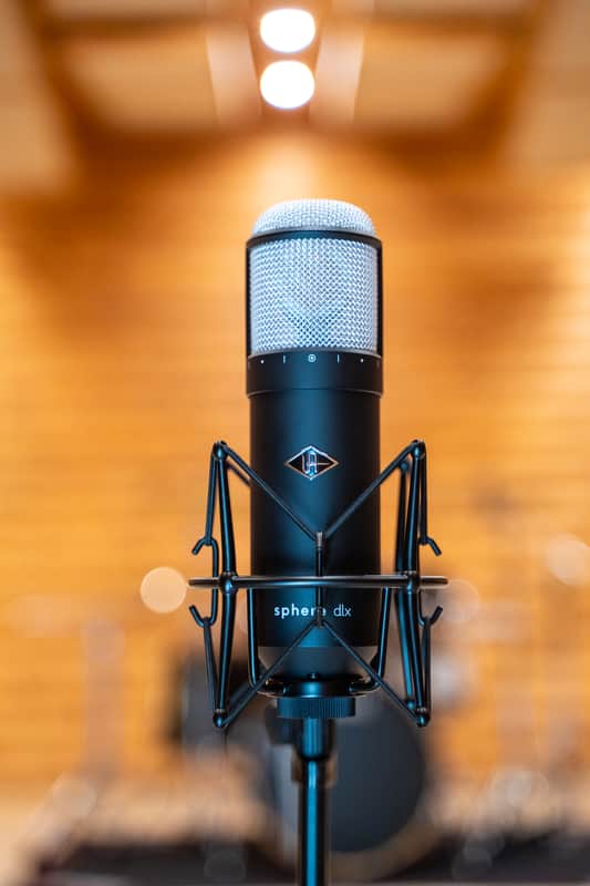 Universal Audio Sphere DLX Large Diaphragm Modeling Microphone 2023 - Present - Black image 1