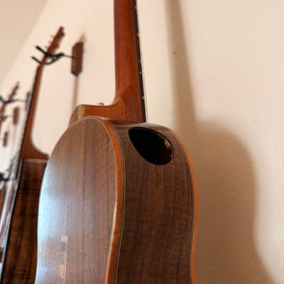 de Houtwinkel Sinker Redwood/Claro Walnut Baritone image 6