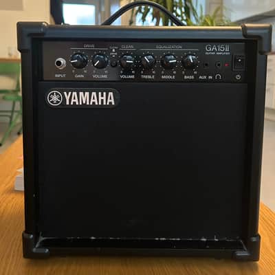 Yamaha GA15II Amp image 2