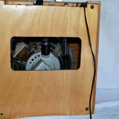 Alamo Amp-3 Embassy Tube Amplifier 1957 - Berch-wood image 3