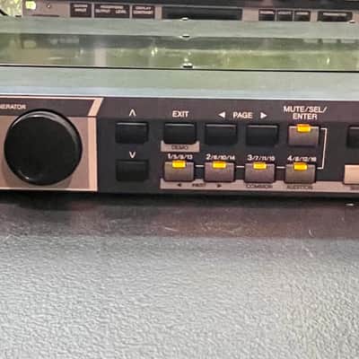 Yamaha Motif ES Rack Tone Generator 2000s - Gray