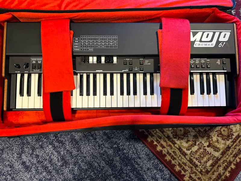 Crumar Mojo 61
