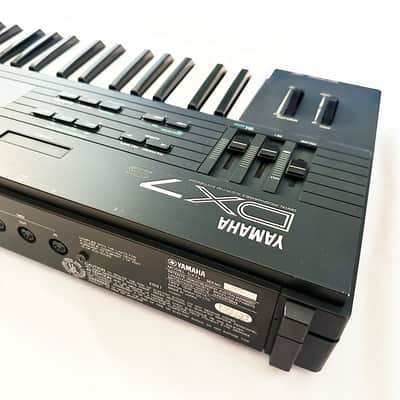 YAMAHA DX-7s MKII Vintage FM Synthesizer Made in Japan-1987 Good Condition !... image 18