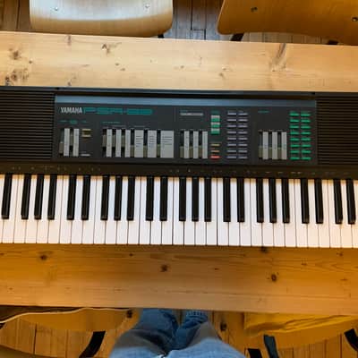 Yamaha PSR-32 1980-1990 - Bon état