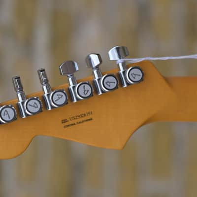 Fender American Ultra Luxe Vintage '50s Stratocaster, Maple Fingerboard - White Blonde image 6