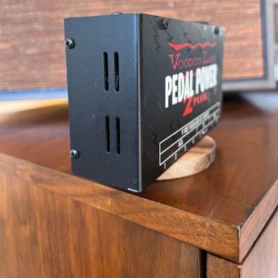 Voodoo Lab Pedal Power 2 Plus 2010s - Black image 2