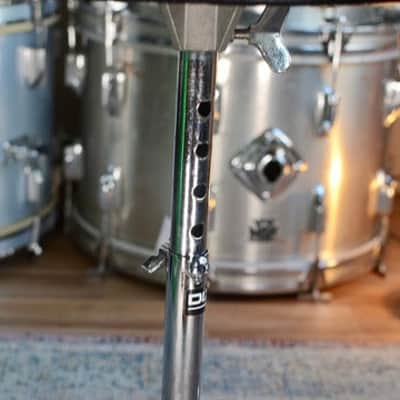 Dixon Drum Throne image 3
