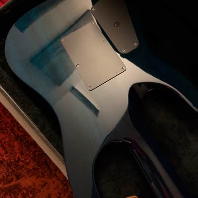B.C. Rich Custom Shop ASM1 Archtop 2003 - Trans Blue Gloss image 4