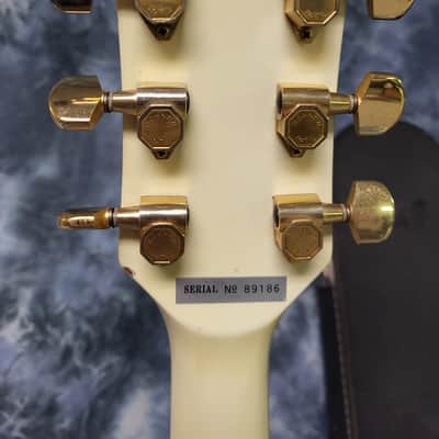 Video Demo Hohner Vintage RARE 1977 WHITE with Gold Hardware Hohner Japan L-59 Les Paul Style Electric Guitar New Strings Pro Setup Original Hard Shell Case image 8