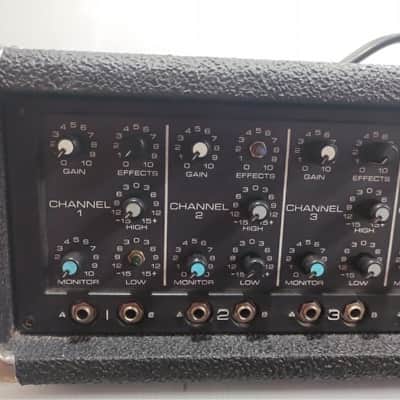 Peavey XR-500 Analog Amplified Mixer 1981 - Black image 2