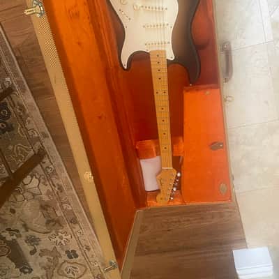 Fender Eric Johnson Signature '54 "Virginia" Stratocaster 2020 - Present - 2-Color Sunburst image 7