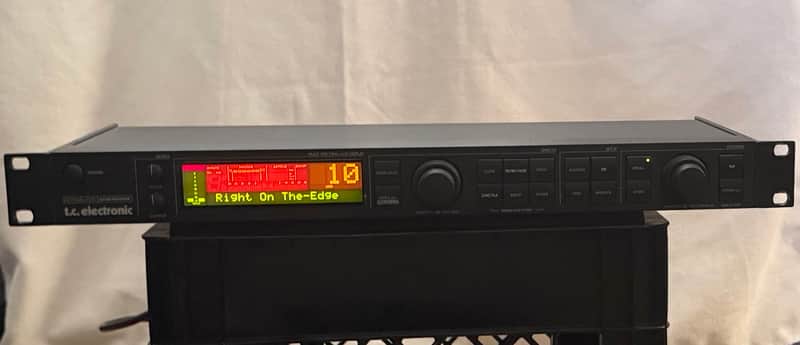 TC Electronic G Major Guitar Effects Processor | Reverb