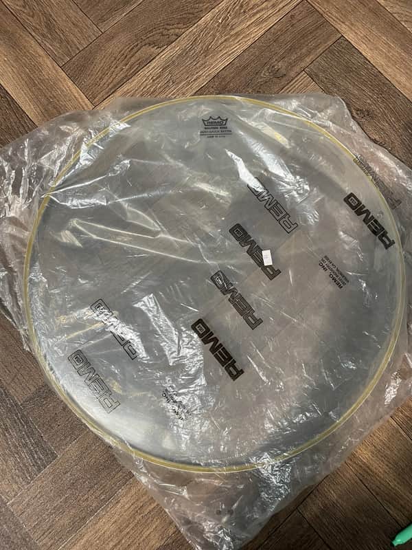 REMO Ambassador Batter 18" Tom Drum Head / New/Old Stock #LT128 image 1