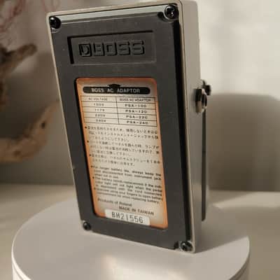 Near mint Boss FZ-2 Hyper Fuzz (Silver Label) 1993 - 1997 - Silver image 13