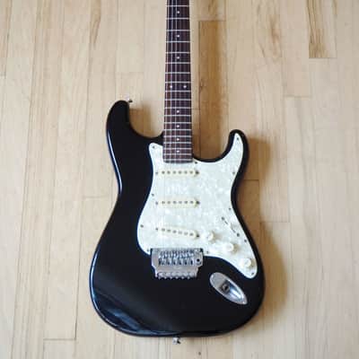 1985 Fender Contemporary Stratocaster ST-562 Electric Guitar MIJ Japan w/gigbag image 2