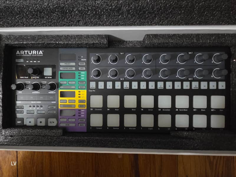 Arturia BeatStep Pro Black Edition MIDI Controller and Sequencer