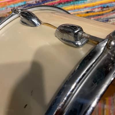 Slingerland 1970’s 13” Tom in Silver Silk image 7