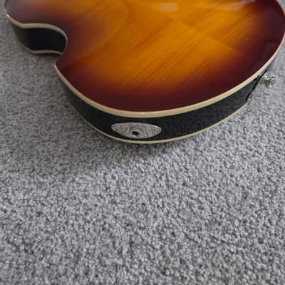 Epiphone Viola Bass with Okume Fretboard 2021 - Present - Vintage Sunburst image 8