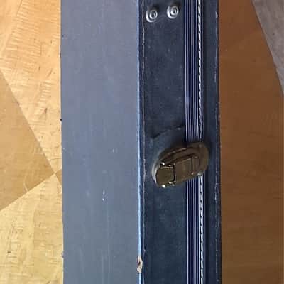 Gibson Bass Flying Bass Case 70s/80s - Black/Red Inside image 10