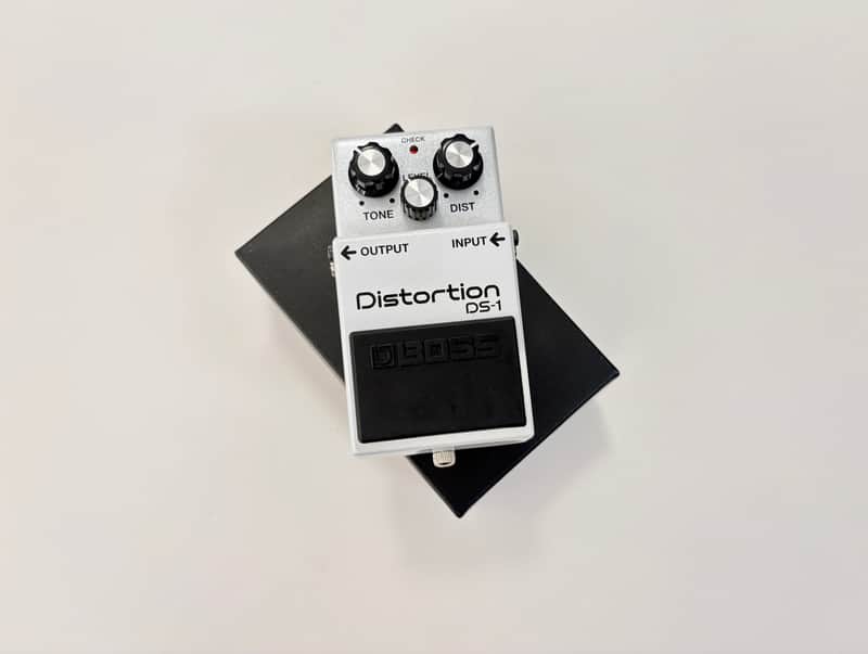 Boss DS-1-WH Distortion White image 1