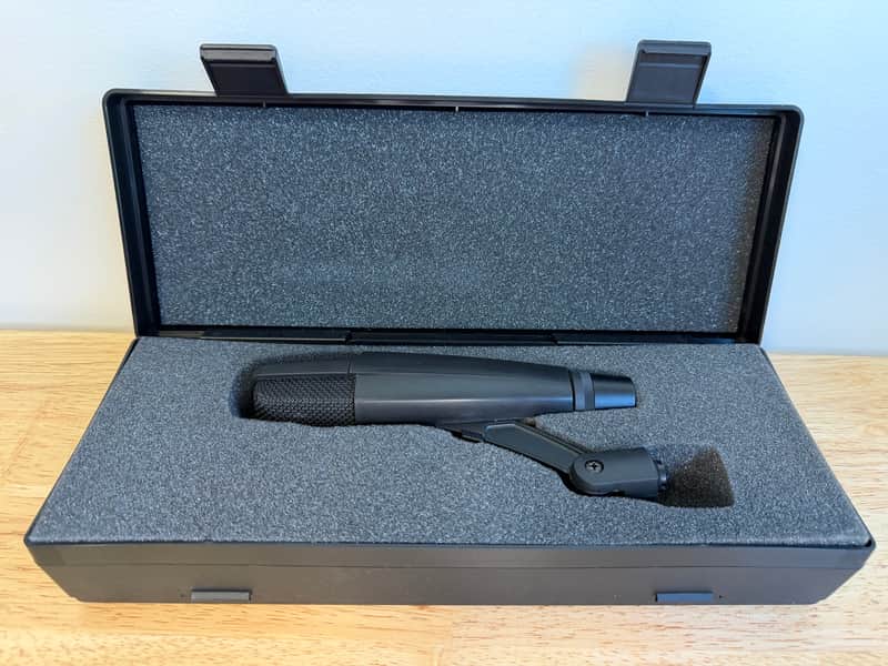 Sennheiser MD 421 II Cardioid Dynamic Microphone 2002 - Present - Black image 1