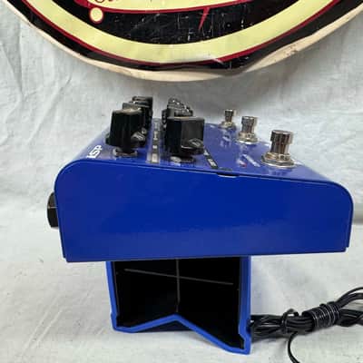 ISP Technologies Beta Bass Preamp Pedal with Power Supply image 8