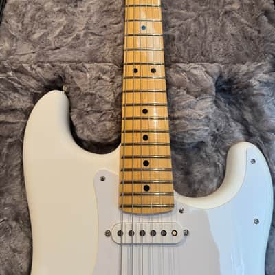 Fender USA Mod Shop Stratocaster, 2023~4, Satin Arctic White, American Vintage '61 Pickups, Modern C Neck, KIller set up, Maple Neck and Deluxe Molded Case! You'll love this first strum! image 6