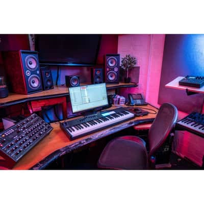 Novation Launchkey 61 MK4 61-Key USB MIDI Compact All-In-One DAW Keyboard Controller with Ableton Live 12 Lite and 16 Velocity Sensitive Pads image 5
