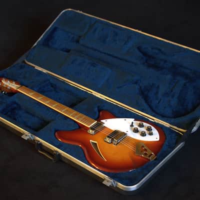Rickenbacker 360 1983 - cherry sunburst image 2
