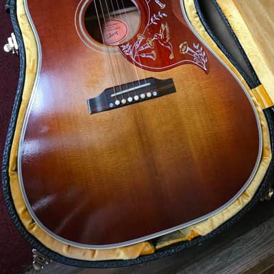 2023 Gibson Custom Shop 1960 Hummingbird Fixed Bridge VOS Heritage (Pre-Owned) - Cherry Sunburst w/case image 21
