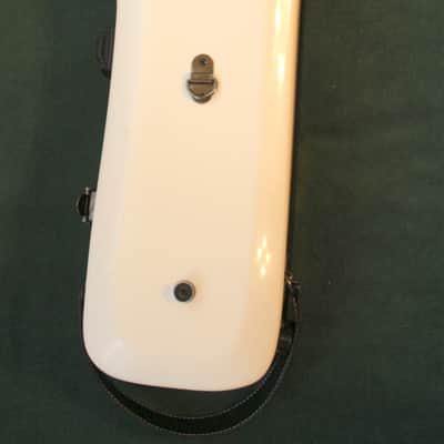 Crossrock Fiberglass Mandolin Hard Case fits both F & A Body Mandolin with TSA Lock, Milky White image 2