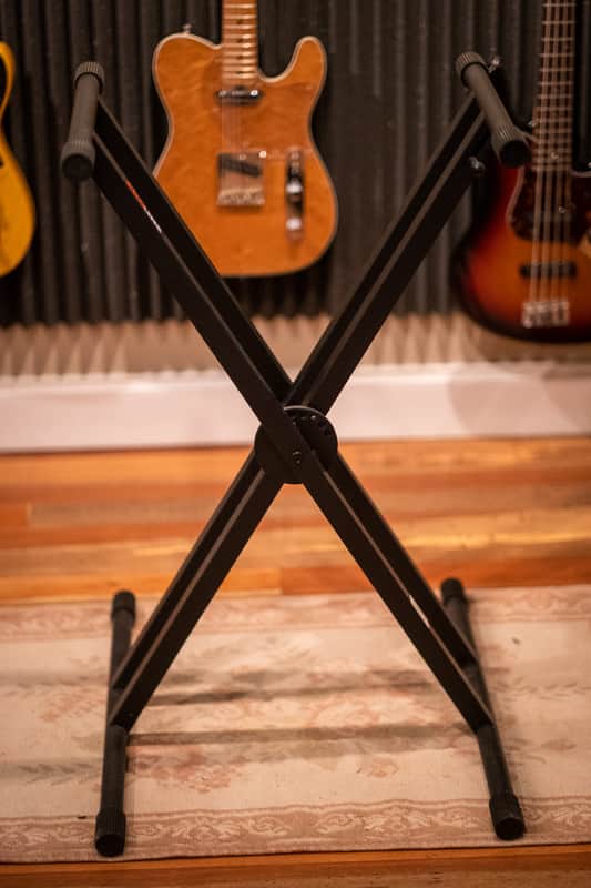 On-Stage Lok-Tight Double-X Keyboard Stand with quikSQUEEZE Trigger image 1